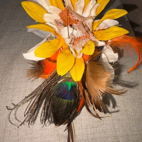Gypsy Junque | Feather & Floral Headdresses | 3 Pieces - Picture 12 of 16